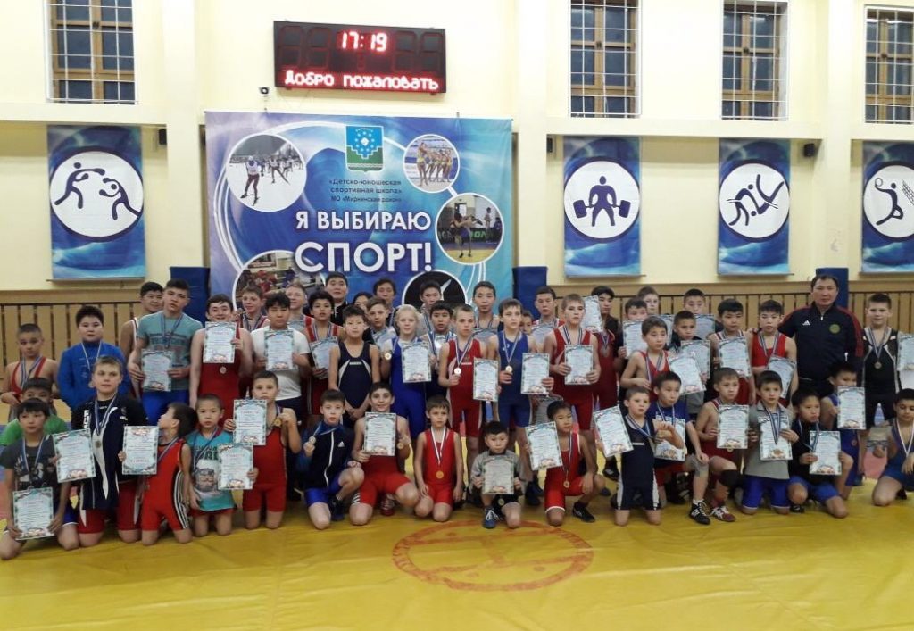 Первенство по вольной борьбе на призы “Деда Мороза”